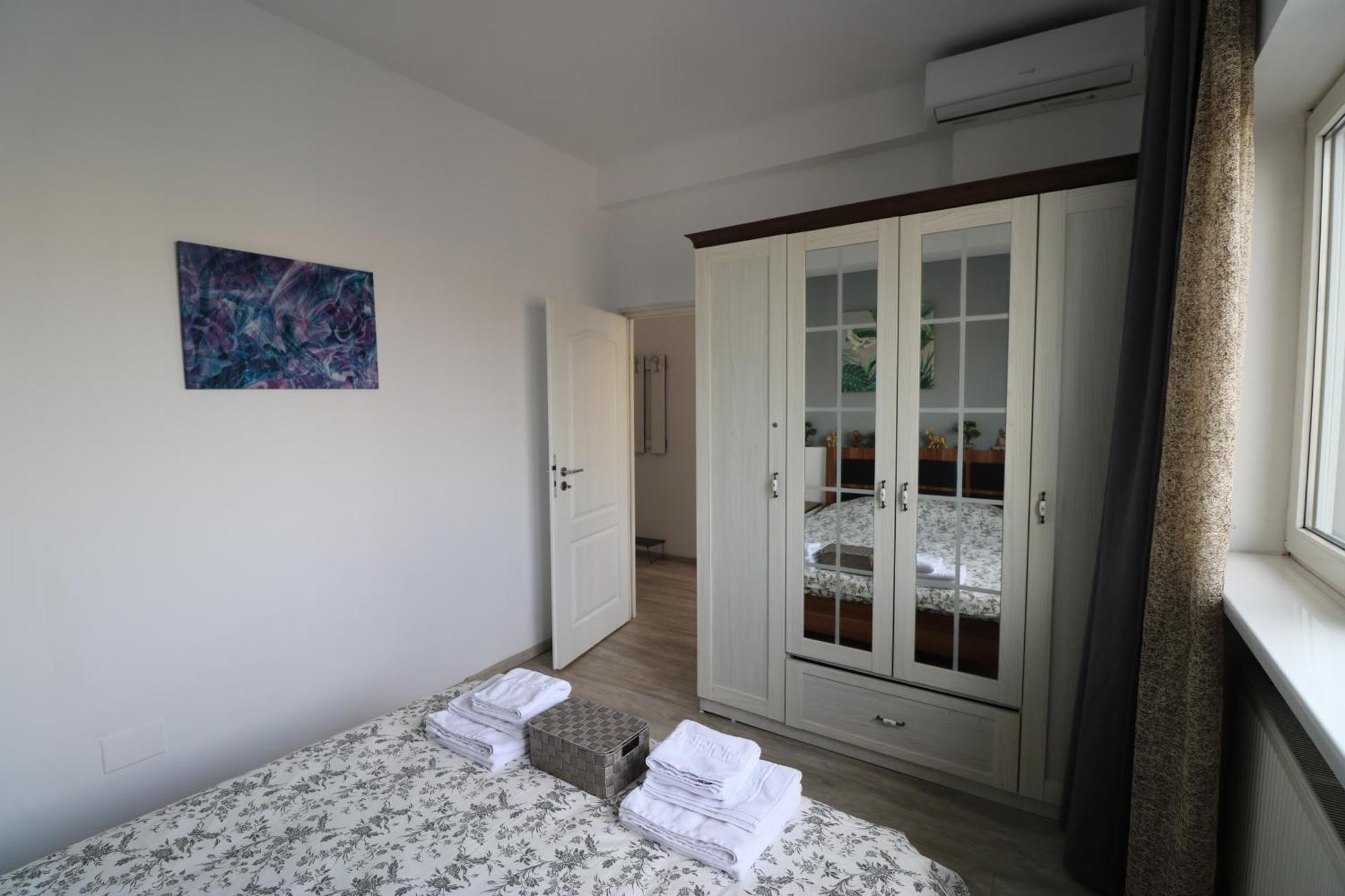 Cozy Deluxe Apartment - Old Town - Free Minibar Бухарест Экстерьер фото