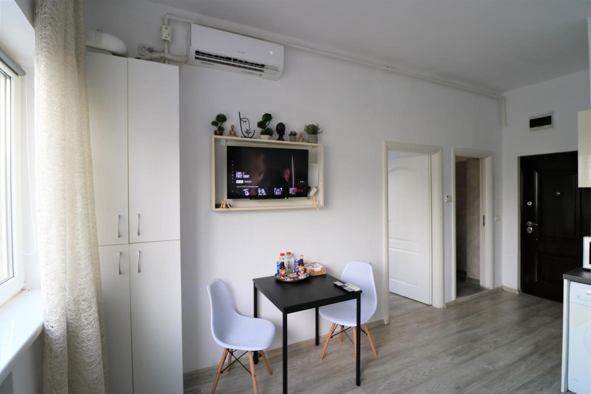 Cozy Deluxe Apartment - Old Town - Free Minibar Бухарест Экстерьер фото